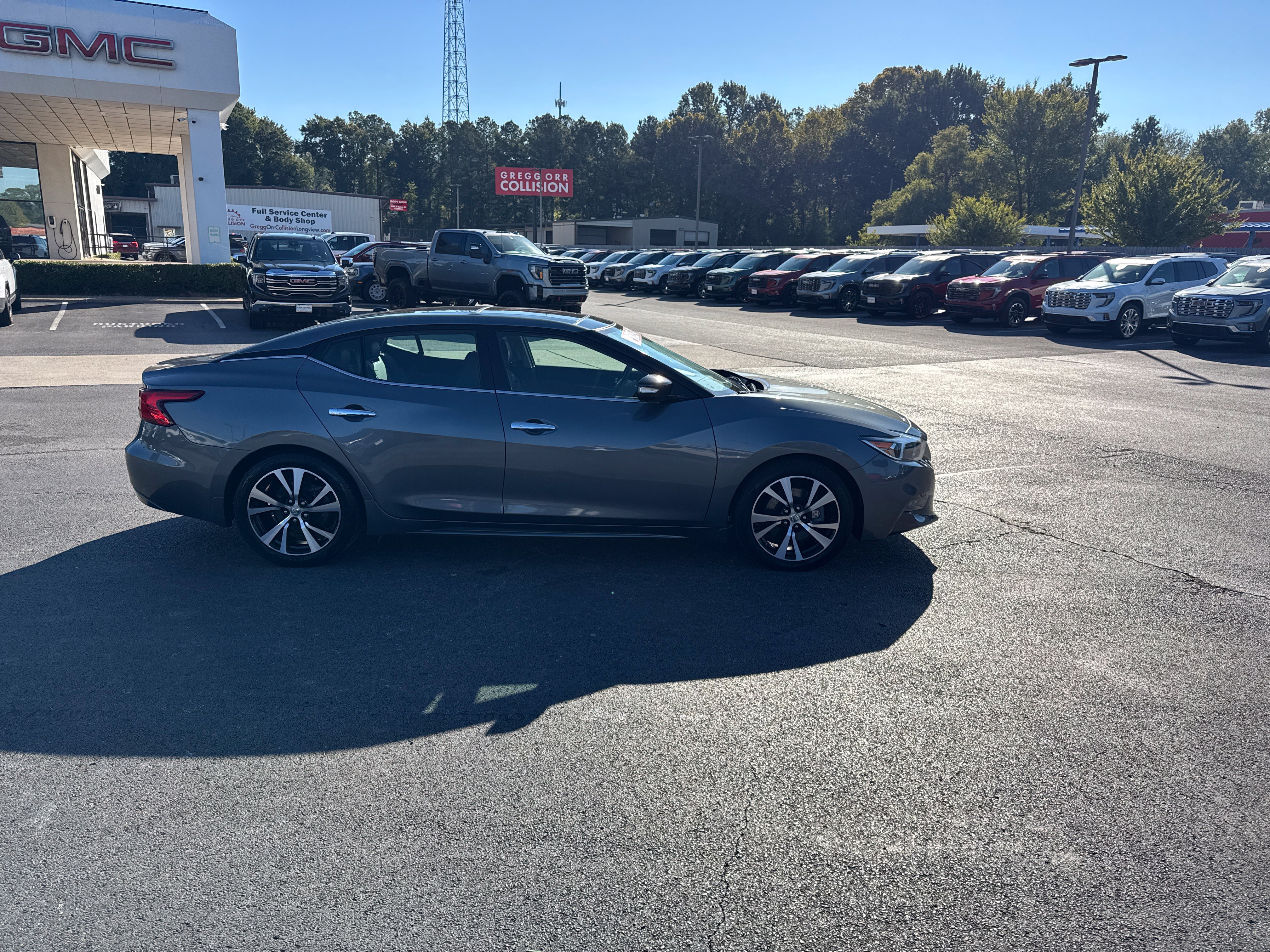 Used 2018 Nissan Maxima Platinum FWD image 6