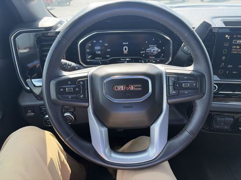 Used 2024 GMC Sierra 1500 Elevation w/ LPO, Elevation Black Package AWD/4WD image 19