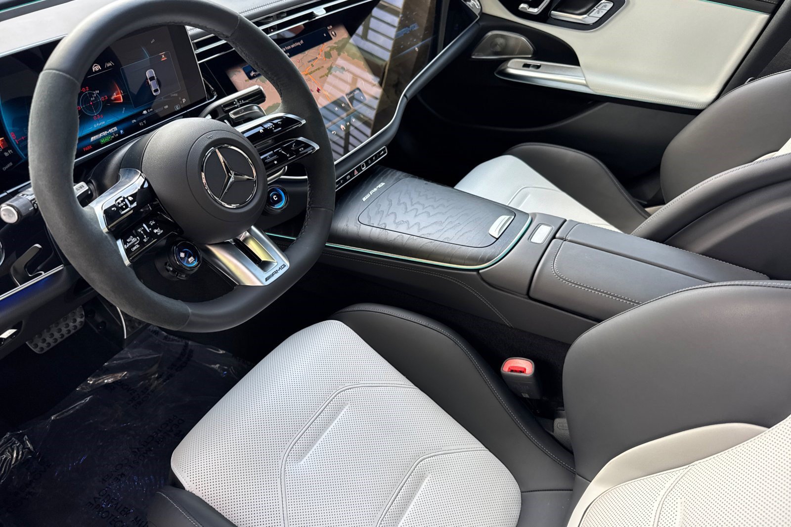 Certified 2026 Mercedes-Benz E 53 AMG e 4MATIC Sedan image 4