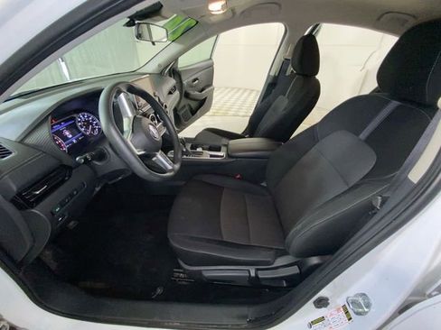 Used 2024 Nissan Sentra SV FWD image 24