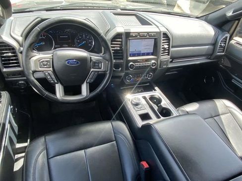 Used 2021 Ford Expedition XLT RWD image 15