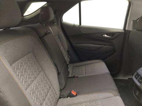 Used 2023 Chevrolet Equinox LT AWD/4WD image 19