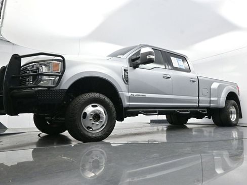 Used 2020 Ford F350 Lariat w/ Lariat Value Package image 49