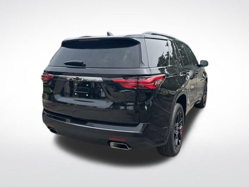 Used 2023 Chevrolet Traverse Premier w/ Redline Edition AWD/4WD image 6