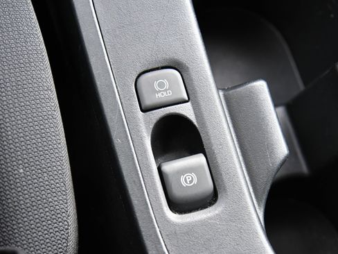 Used 2024 Toyota Corolla LE image 27