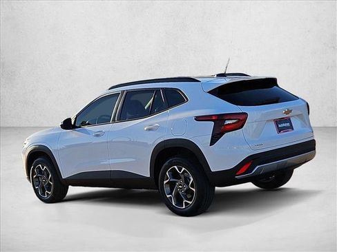 New 2026 Chevrolet Trax LT w/ LT Convenience Package image 9