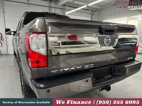 Used 2016 Nissan Titan Platinum Reserve AWD/4WD image 7