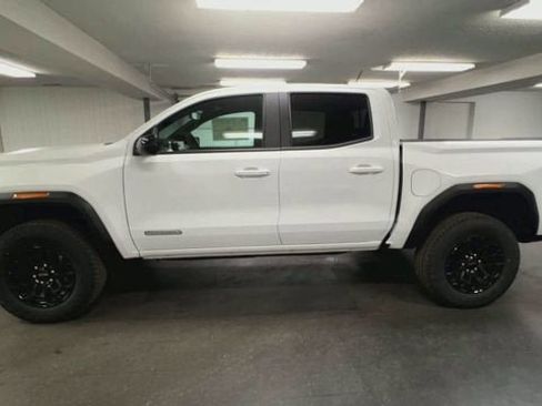 New 2026 GMC Canyon Elevation w/ Convenience Package AWD/4WD image 5