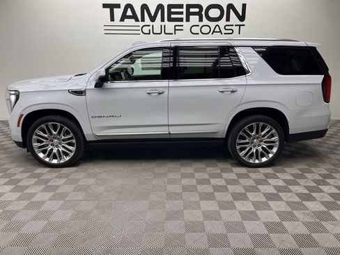 New 2026 GMC Yukon Denali w/ Denali Reserve Package AWD/4WD image 2