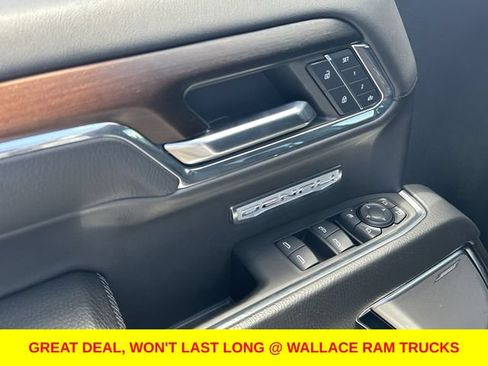Used 2024 GMC Sierra 1500 Denali w/ Technology Package AWD/4WD image 19