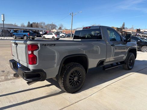 Used 2024 Chevrolet Silverado 2500 W/T image 5