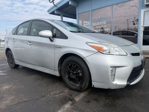 Used 2014 Toyota Prius Two image 7