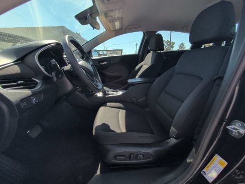 Used 2023 Chevrolet Malibu LT FWD image 4