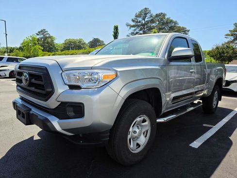 Used 2023 Toyota Tacoma SR w/ SR Convenience Package image 1