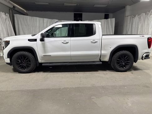 Used 2024 GMC Sierra 1500 Elevation w/ LPO, Elevation Black Package AWD/4WD image 4
