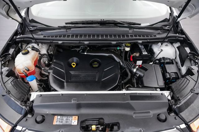 Used 2015 Ford Edge SEL FWD image 13