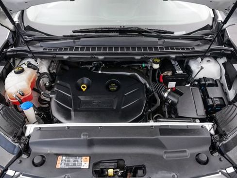 Used 2015 Ford Edge SEL FWD image 13