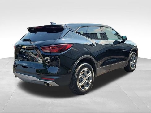 Used 2025 Chevrolet Blazer LT AWD/4WD image 4