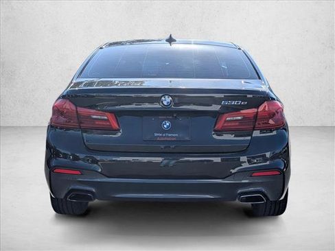 Used 2018 BMW 530e RWD image 6