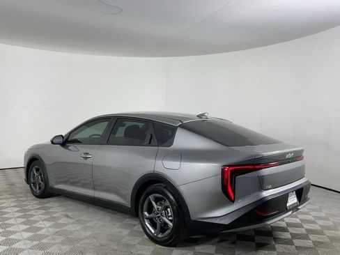 Used 2025 Kia K4 FWD image 8