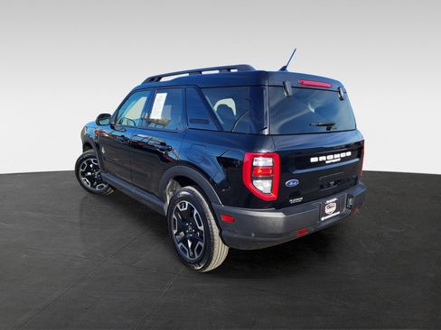 Used 2024 Ford Bronco Sport Outer Banks w/ Tech Package image 8