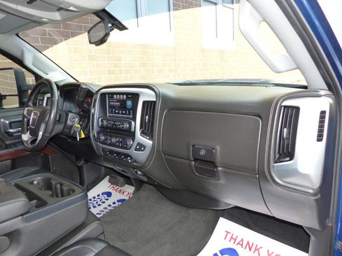 Used 2018 GMC Sierra 3500 SLE w/ SLE Preferred Package AWD/4WD image 42