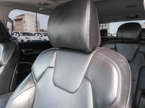 Used 2024 Kia Telluride S w/ S Sunroof Package FWD image 23
