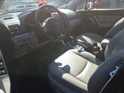 Used 2015 Subaru Forester 2.5i Touring w/ Eyesight & Navigation System image 3