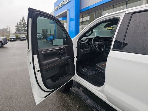 Used 2023 GMC Sierra 1500 AT4 w/ AT4 Premium Package image 57