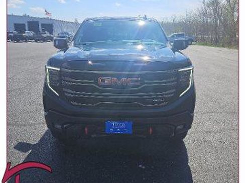 New 2026 GMC Sierra 1500 AT4 AWD/4WD image 1