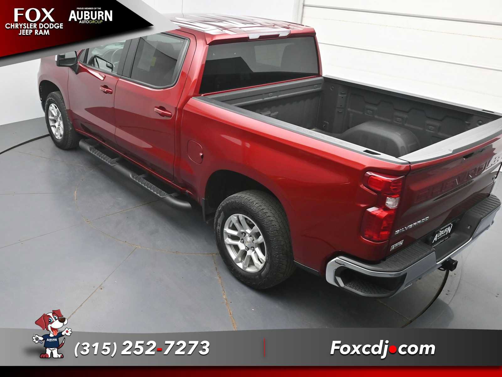 Used 2024 Chevrolet Silverado 1500 LT AWD/4WD image 31