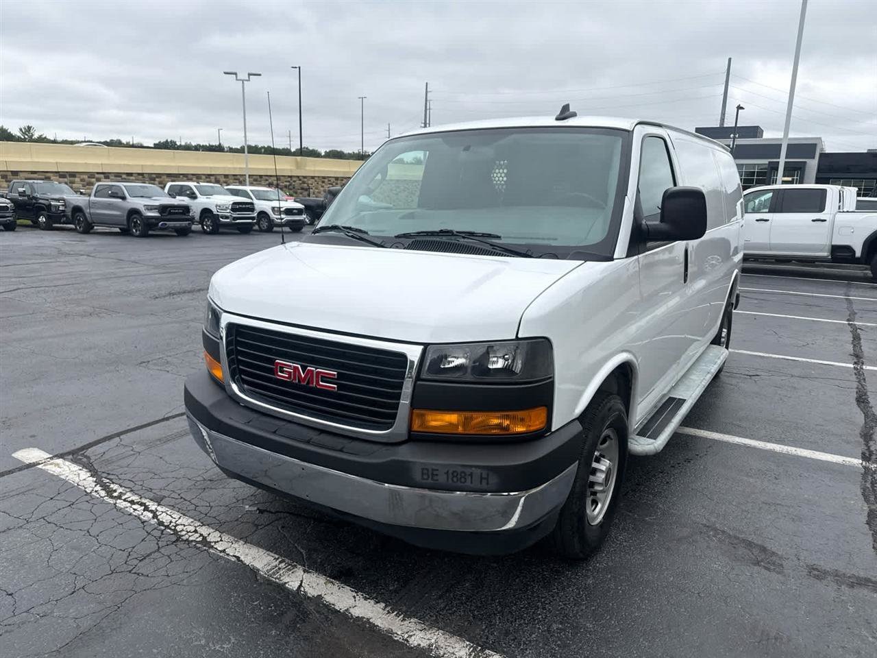 Used 2025 GMC Savana 2500 w/ Driver Convenience Package RWD image 4