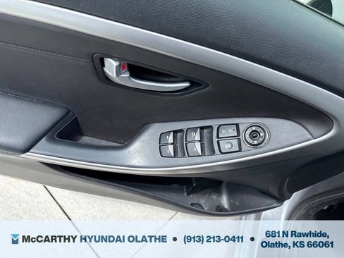 Used 2014 Hyundai Elantra GT w/ Option Group 02 FWD image 6