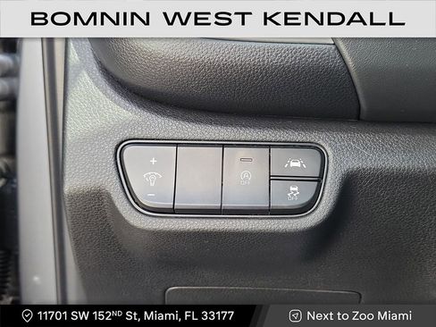 Used 2023 Kia Seltos SX image 25