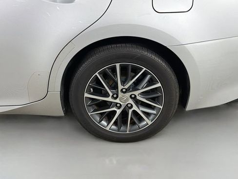Used 2016 Lexus ES 350 w/ Luxury Package w/Wood Trim FWD image 37