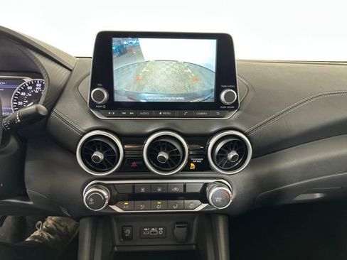 Used 2025 Nissan Sentra SV image 22