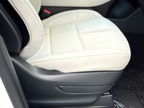 New 2026 Lincoln Aviator Reserve image 6