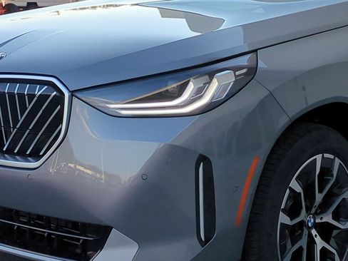 Certified 2026 BMW X3 xDrive30 w/ Convenience Package AWD/4WD image 6