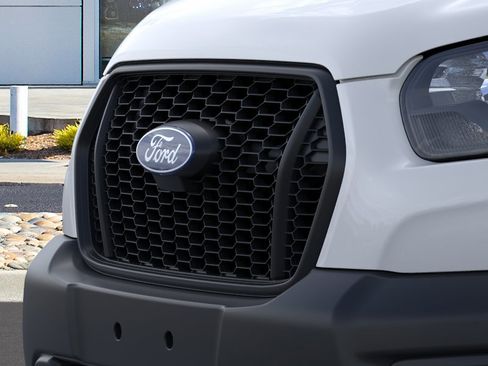 New 2026 Ford Transit 250 Low Roof image 17