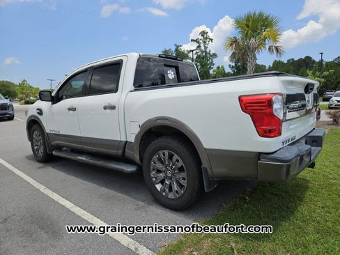 Used 2017 Nissan Titan Platinum Reserve RWD image 8