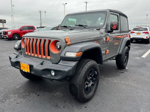 Used 2020 Jeep Wrangler Sport AWD/4WD image 7