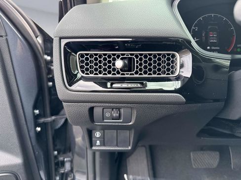 Certified 2023 Honda Civic LX image 31