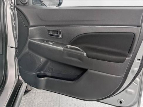 Used 2021 Mitsubishi Outlander Sport SE FWD image 22
