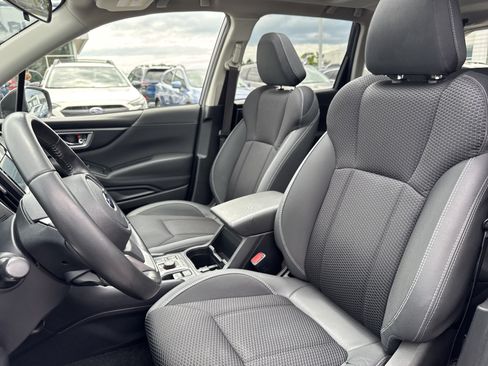 Used 2019 Subaru Forester Premium AWD/4WD image 19