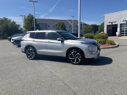 Used 2024 Mitsubishi Outlander SE