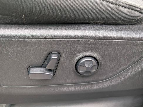 Used 2019 RAM 1500 Big Horn AWD/4WD image 37