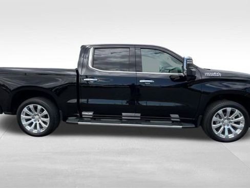 Certified 2020 Chevrolet Silverado 1500 High Country w/ Technology Package AWD/4WD image 8