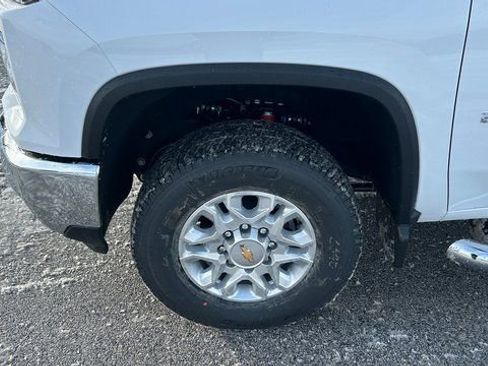 New 2026 Chevrolet Silverado 2500 LT w/ All Star Edition AWD/4WD image 10