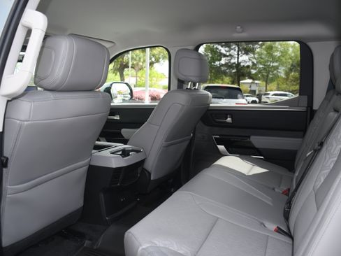 Used 2024 Toyota Tundra Limited AWD/4WD image 16