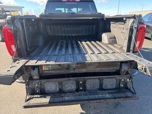 Used 2023 GMC Sierra 2500 Denali image 29